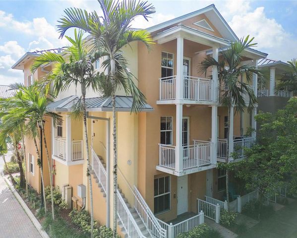 400 SW 14TH Avenue, Fort Lauderdale, FL 33312