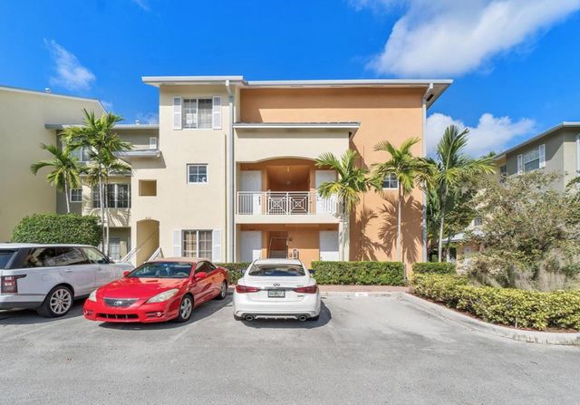 400 SW 14TH Avenue, Fort Lauderdale, FL 33312