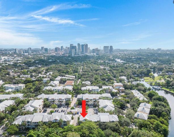 400 SW 14TH Avenue, Fort Lauderdale, FL 33312