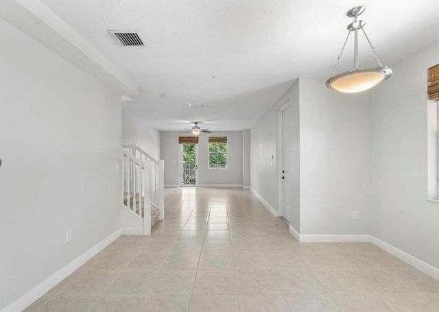 400 SW 14TH Avenue, Fort Lauderdale, FL 33312