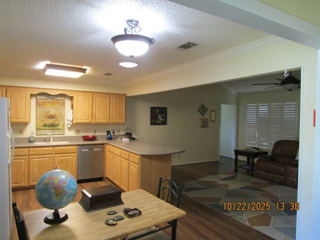 7100 Canterbury Drive, Waco, TX 76712