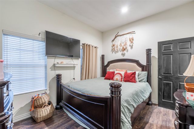 128 Mccrae Lane, Boyd, TX 76023