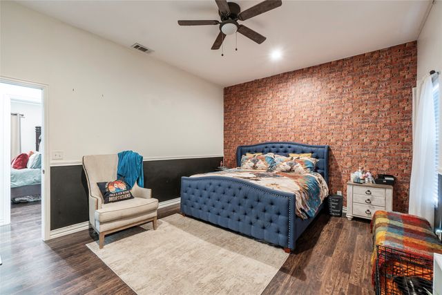 128 Mccrae Lane, Boyd, TX 76023