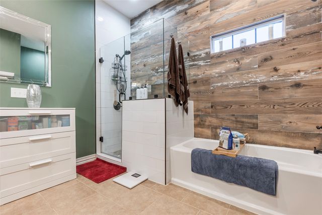 128 Mccrae Lane, Boyd, TX 76023