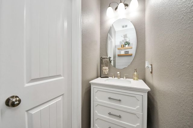 15711 Windsor Bluff Drive, Cypress, TX 77429