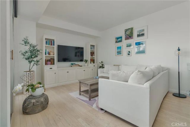 7250 Franklin 1008, Los Angeles, CA 90046