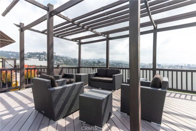 7250 Franklin 1008, Los Angeles, CA 90046