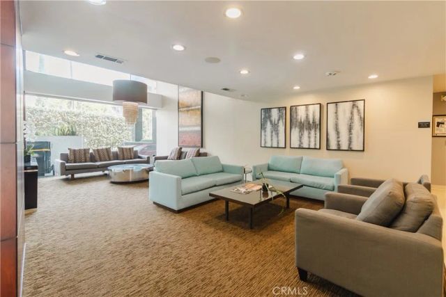 7250 Franklin 1008, Los Angeles, CA 90046