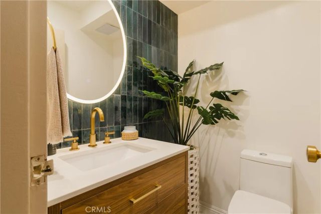 7250 Franklin 1008, Los Angeles, CA 90046