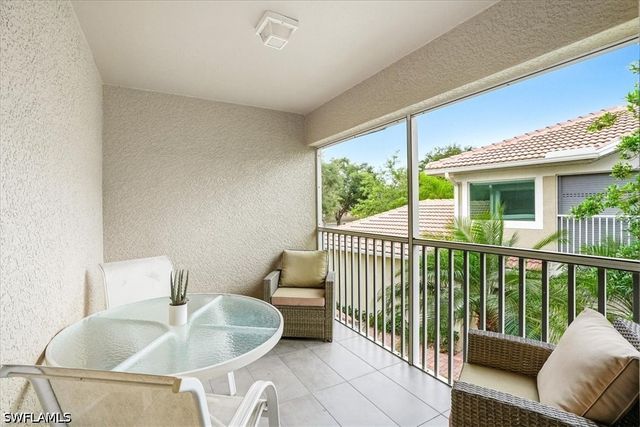 5615 Sherborn DR 201, Naples, FL 34110