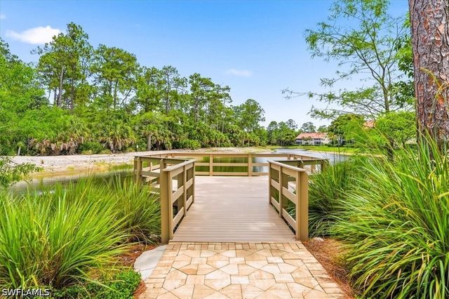 5615 Sherborn DR 201, Naples, FL 34110