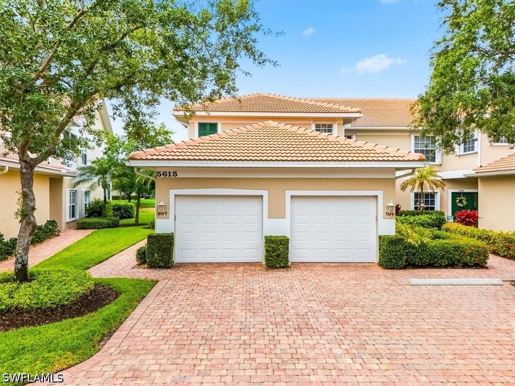 5615 Sherborn DR 201, Naples, FL 34110