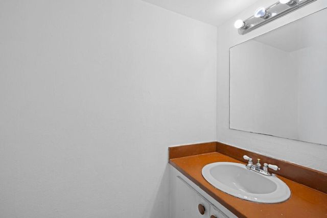 7503 Kimberly Boulevard 142, North Lauderdale, FL 33068