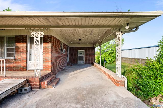 1600 Old Huntsville Highway, Arab, AL 35613