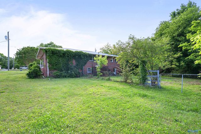 1600 Old Huntsville Highway, Arab, AL 35613