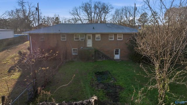 1600 Old Huntsville Highway, Arab, AL 35613