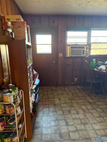 1600 Old Huntsville Highway, Arab, AL 35613