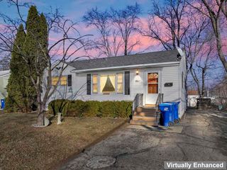 2805 N Elmwood Avenue, Waukegan, IL 60087