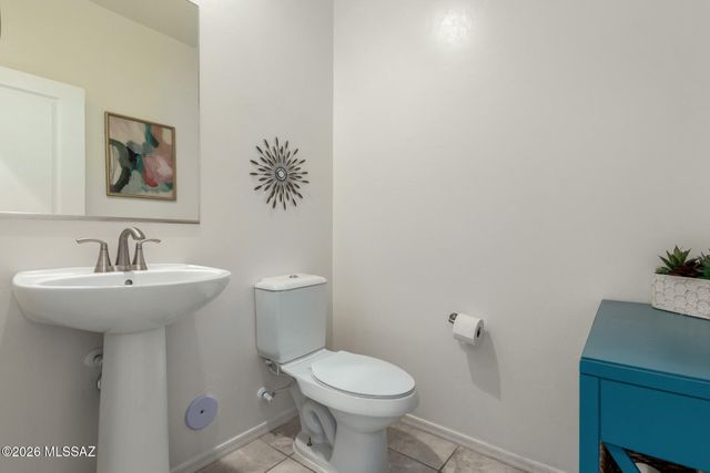 911 E Prairie Field Lane, Sahuarita, AZ 85629