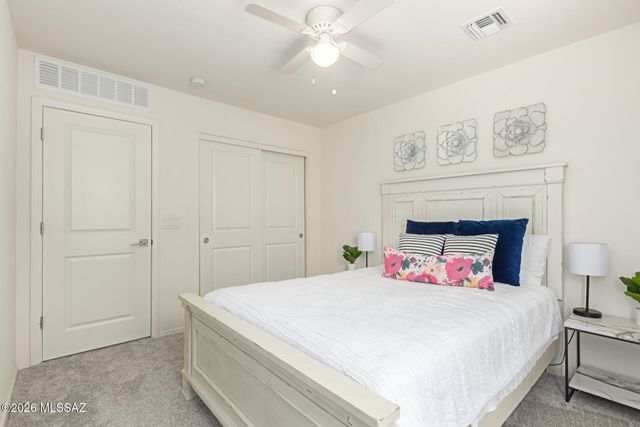 911 E Prairie Field Lane, Sahuarita, AZ 85629