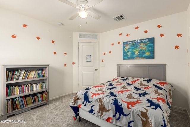 911 E Prairie Field Lane, Sahuarita, AZ 85629