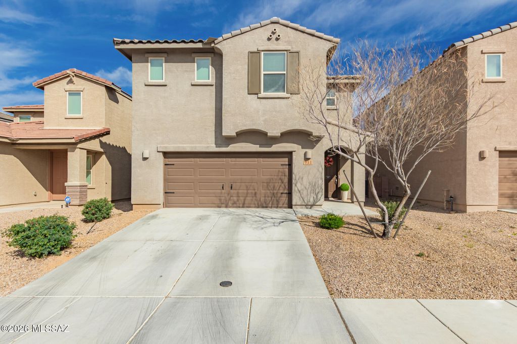911 E Prairie Field Lane, Sahuarita, AZ 85629
