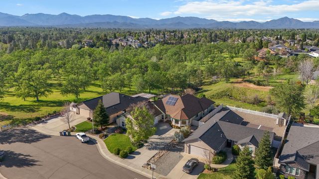 2110 Cadjew Street, Redding, CA 96003