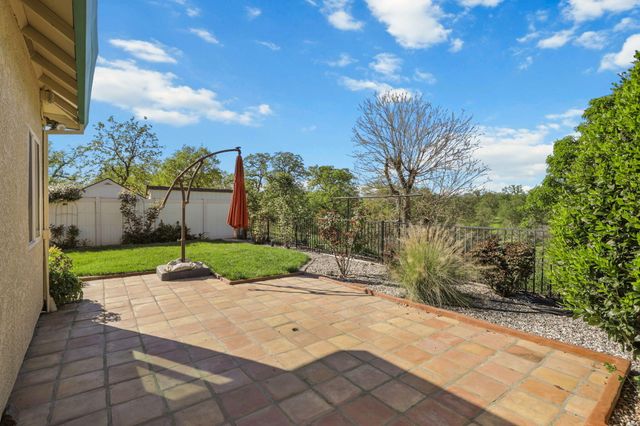 2110 Cadjew Street, Redding, CA 96003