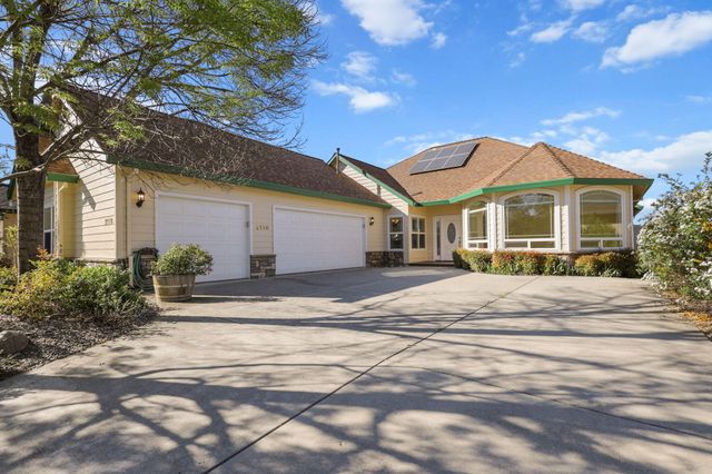 2110 Cadjew Street, Redding, CA 96003