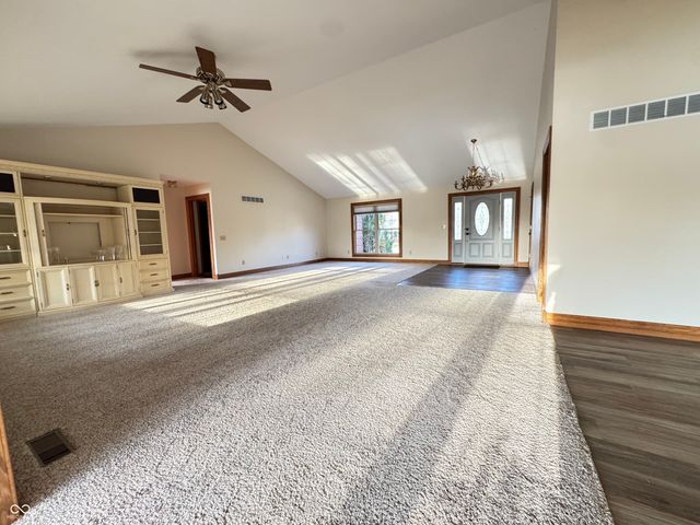 655 Whittier Drive, Seymour, IN 47274