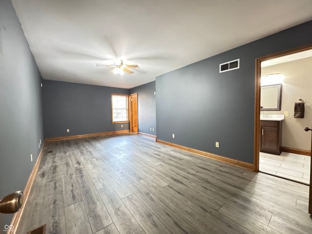 655 Whittier Drive, Seymour, IN 47274
