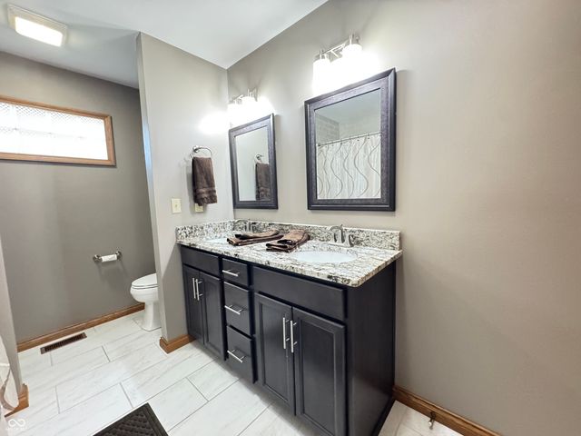 655 Whittier Drive, Seymour, IN 47274