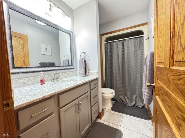 655 Whittier Drive, Seymour, IN 47274