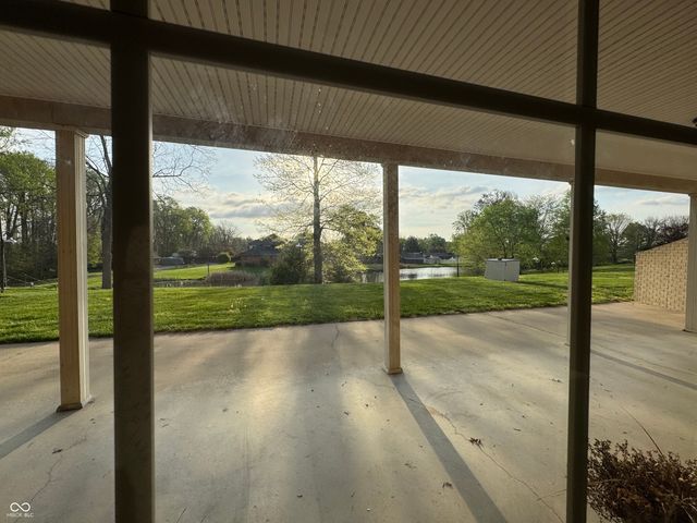 655 Whittier Drive, Seymour, IN 47274