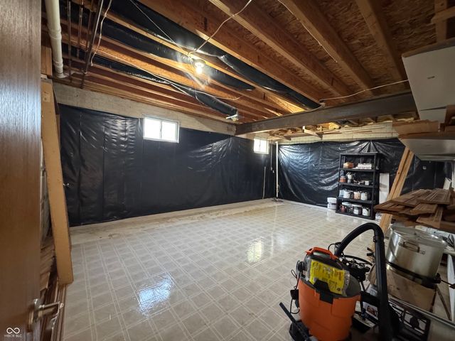 655 Whittier Drive, Seymour, IN 47274