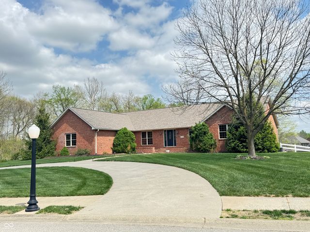 655 Whittier Drive, Seymour, IN 47274