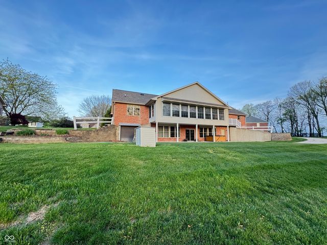 655 Whittier Drive, Seymour, IN 47274