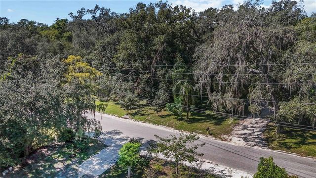 472 FOREST LAKE DRIVE, Altamonte Springs, FL 32714