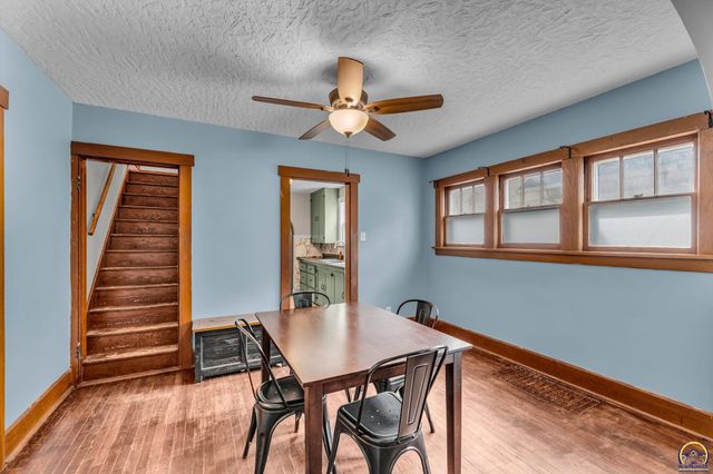 1350 SW Wayne AVE, Topeka, KS 66604