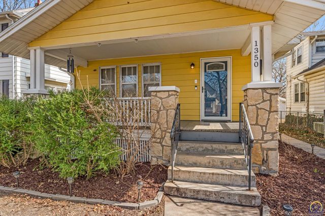 1350 SW Wayne AVE, Topeka, KS 66604