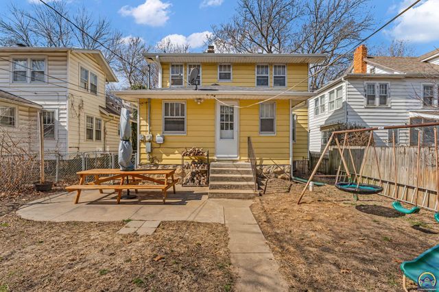 1350 SW Wayne AVE, Topeka, KS 66604