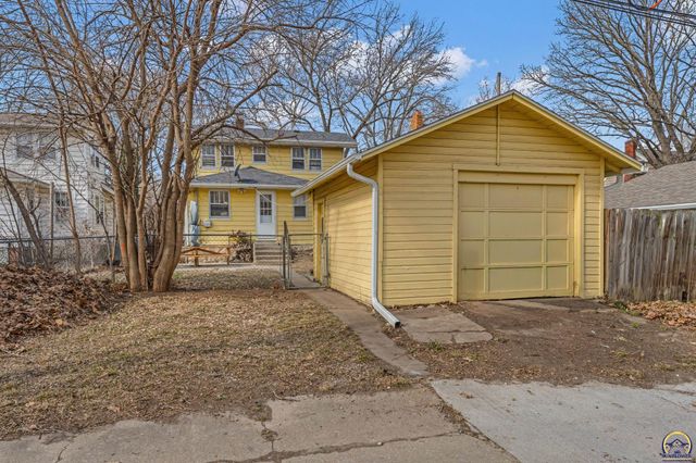 1350 SW Wayne AVE, Topeka, KS 66604