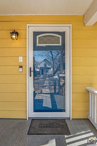 1350 SW Wayne AVE, Topeka, KS 66604