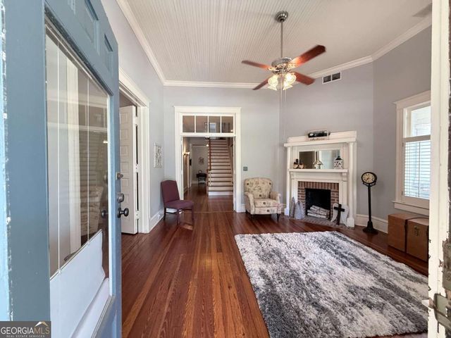 1049 N Main Street NW, Conyers, GA 30012