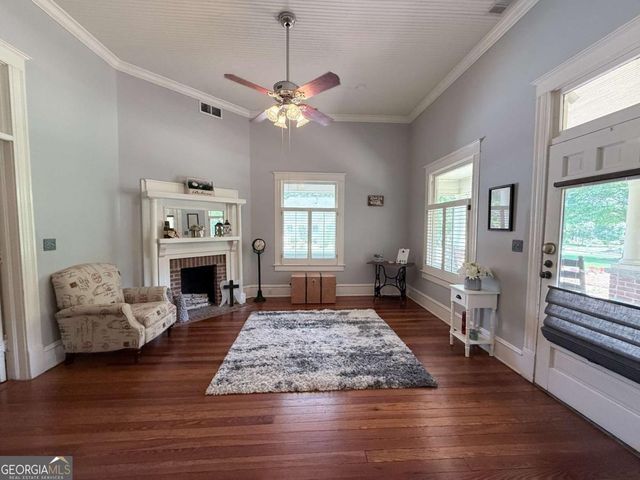 1049 N Main Street NW, Conyers, GA 30012