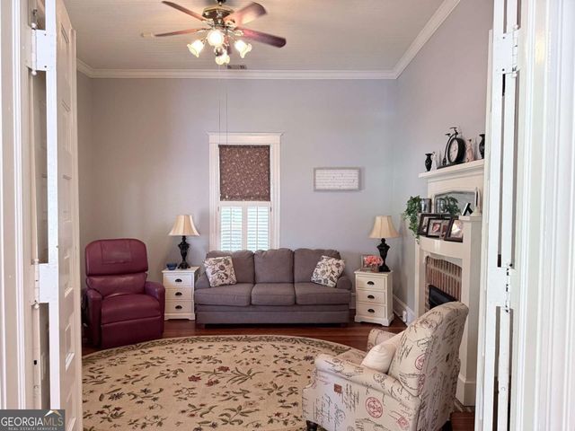 1049 N Main Street NW, Conyers, GA 30012
