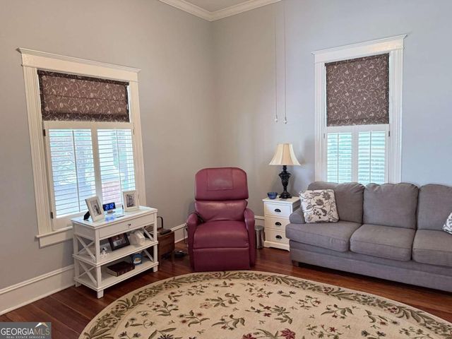 1049 N Main Street NW, Conyers, GA 30012