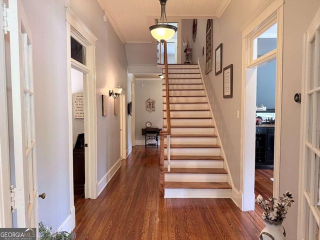 1049 N Main Street NW, Conyers, GA 30012