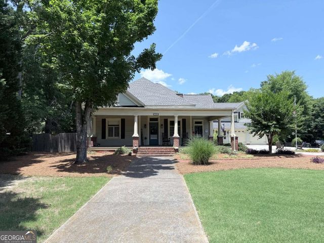 1049 N Main Street NW, Conyers, GA 30012