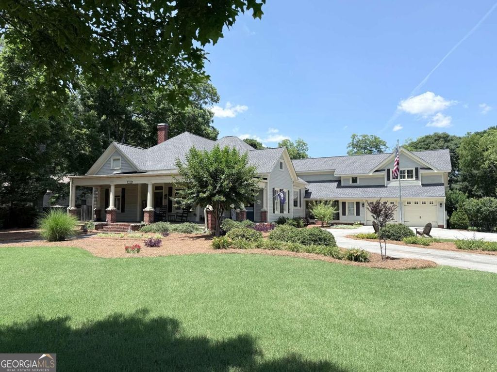 1049 N Main Street NW, Conyers, GA 30012